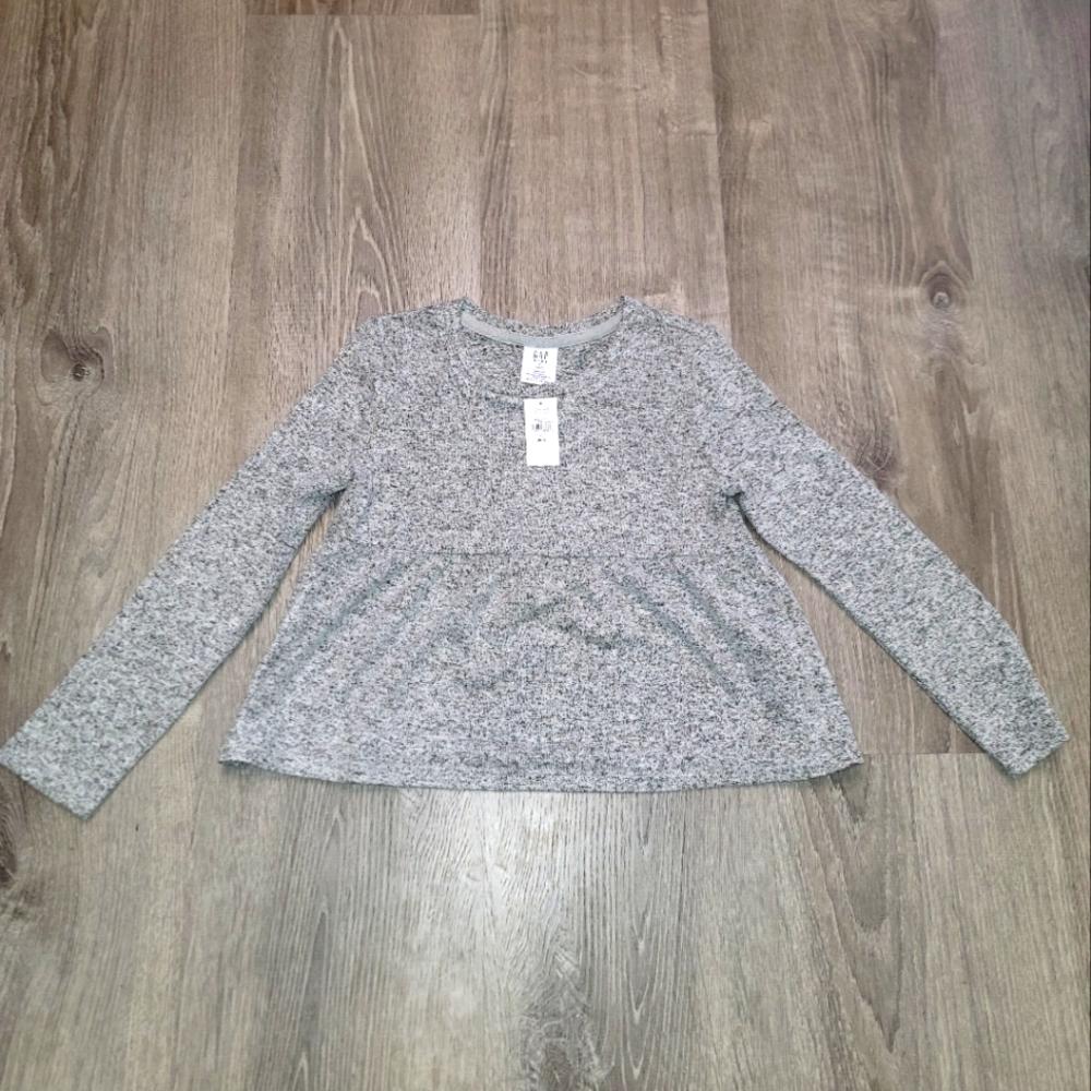 BRAND NEW Girls Gap Blouse In Grey Size 6-7 "Small"